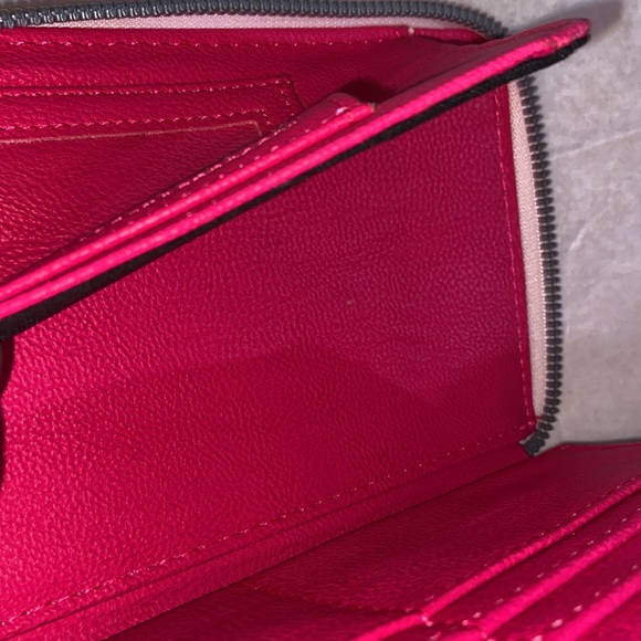 NWT Betsey Johnson Wallet/Wristlet Clutch - Picture 10 of 13